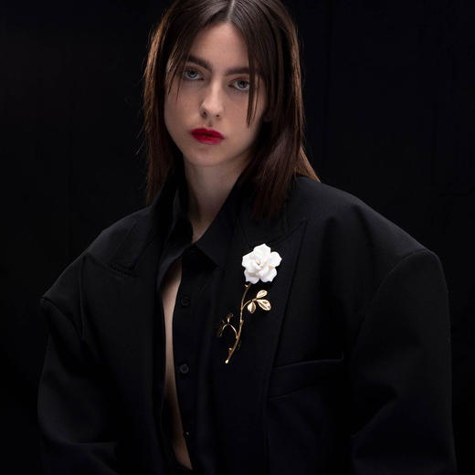 北京仓丨ANDRES GALLARDO-Rose Stem-白玫瑰 胸针［西班牙设计师］ 商品图0