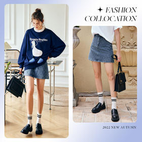 OLrain欧芮儿法式宝蓝色卫衣女早秋2022年新款洋气减龄印花上衣