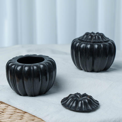 清 紫檀木雕瓜棱形围棋盒（一对） 商品图1