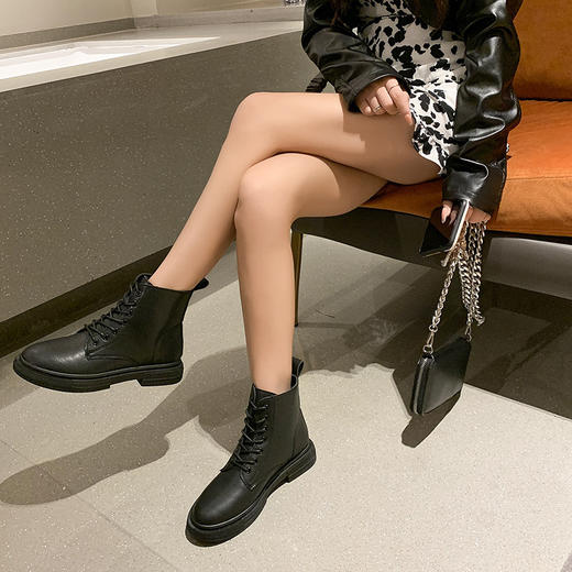 黛唯梵厚底马丁靴女2021年新款秋季薄款骑士靴中筒靴瘦瘦短靴子 商品图2