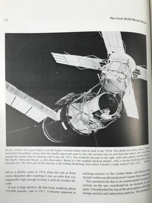 哥伦比亚号的远航 百余幅插图 精装16开 商品图13