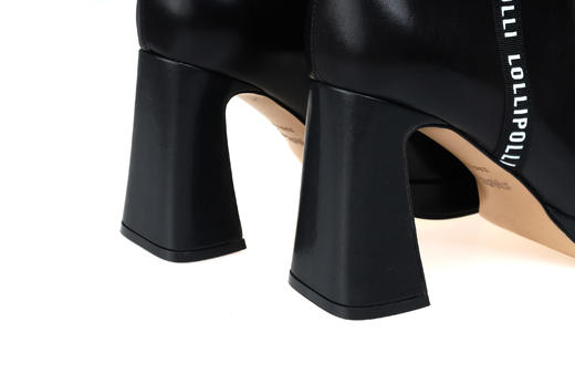 豪麟名鞋奥莱迪嘉女装胎牛皮革时尚雅致靴DJELA22WN013黑色  原价2960元 商品图2