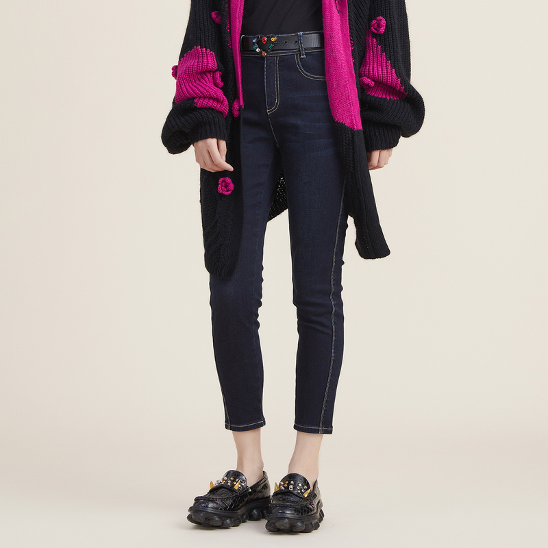 谜底牛仔裤女2022新款百搭紧身磨毛保暖显瘦牛仔九分裤223MK1012