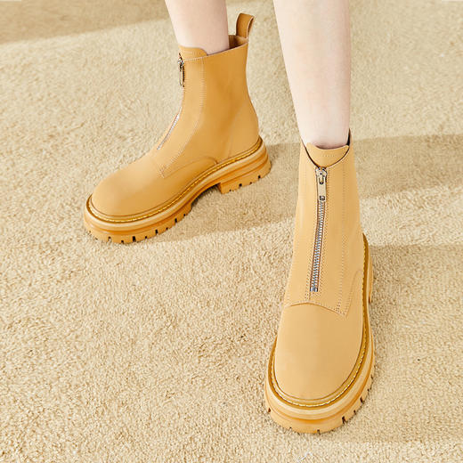 西遇马丁靴瘦瘦靴女冬季新款英伦风短靴百搭厚底中筒工装靴22123954 商品图2
