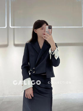 金属扣设计感短外套