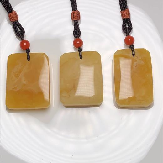 精品天然原矿俄料满蜜琥珀（蜜蜡）平安无事牌吊坠-饰品美物 商品图3