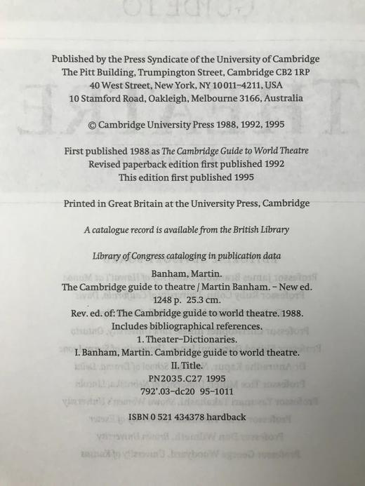 剑桥剧院指南（馆藏） 数百幅插图 精装厚重16开 商品图4