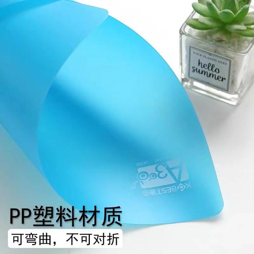 垫板儿童学生考试写字垫板硬夹板桌面垫板磨砂透明塑料a4垫板夹A3作业写字板防潮8开美术1张 商品图2