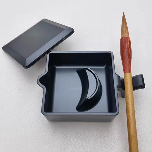 带盖墨池墨汁盒塑料方形多功能墨盒砚台笔搁笔拖墨碟笔洗仿瓷墨匣砚池学生毛笔书法文房用品1个 商品图1