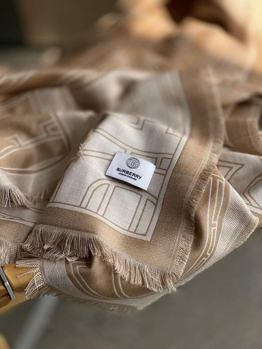 双面围巾。米色 商品图6