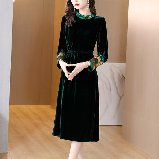 【AHM】2022秋季新款设计师真丝丝绒连衣裙时尚气质优雅阔太太中长A字裙 商品图2