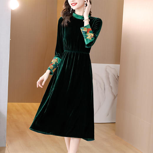 【AHM】2022秋季新款设计师真丝丝绒连衣裙时尚气质优雅阔太太中长A字裙 商品图1