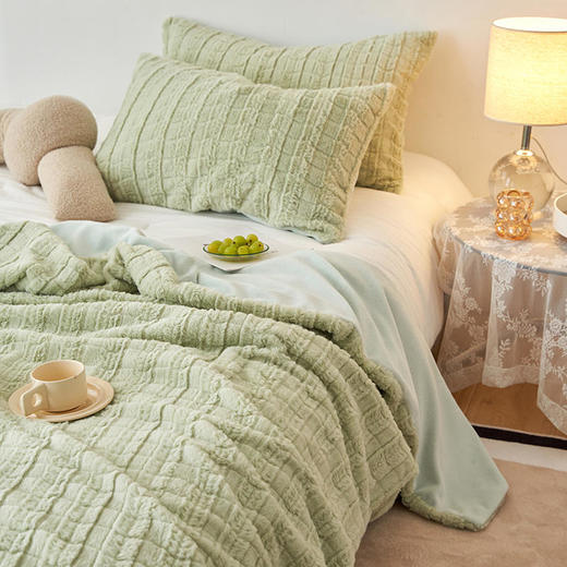 园园亲选南通家纺顶柔小贵妇濑兔毛毯！柔软紧致不掉毛冬日温暖加倍 商品图3