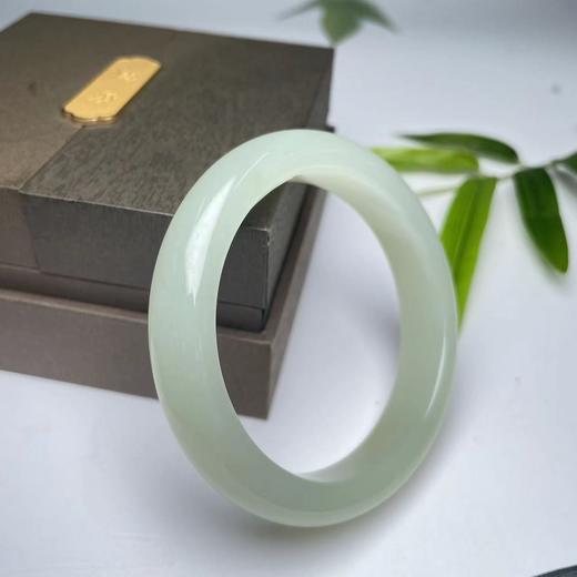 和田玉手镯-水青宽条 商品图0