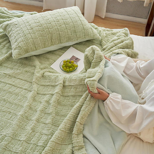 园园亲选南通家纺顶柔小贵妇濑兔毛毯！柔软紧致不掉毛冬日温暖加倍 商品图4
