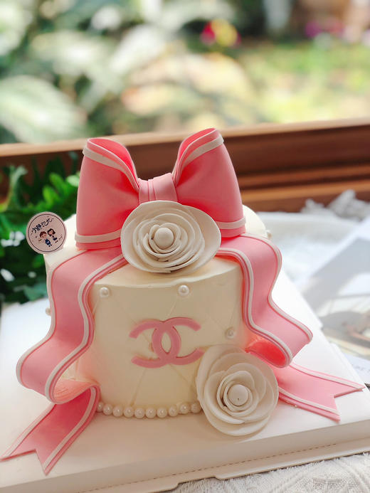 香奈儿翻糖蝴蝶结奶油蛋糕 提前一天预定 下单前请仔细阅读商品详情 商品图1