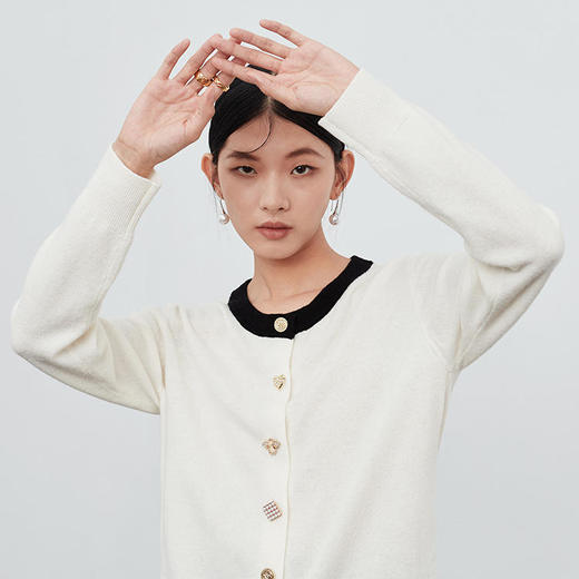 RN-H6140 时尚名媛气质小香风撞色针织开衫外套 商品图4