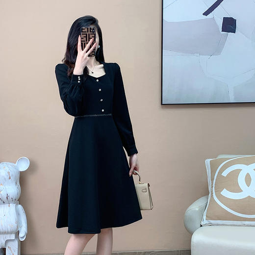 奢姿2024春季新款胖妹妹气质方领裙子大码女装肥mm宽松连衣裙5213801595 商品图1