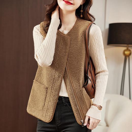 休闲仿羊羔绒马甲文艺宽松口袋撞色马甲显瘦外套HR-22Q33 商品图0