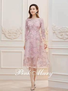 粉红玛琍连衣裙