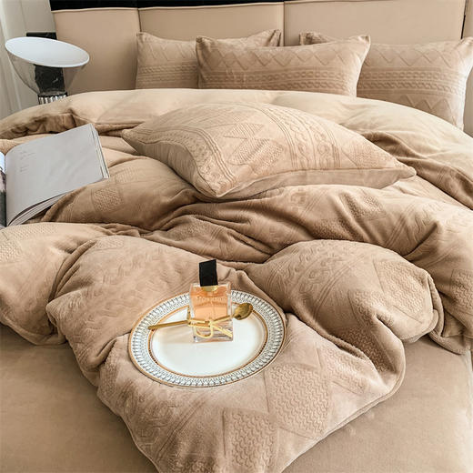 园园亲选南通家纺顶柔一颗糖浮雕绒四件套！细腻温柔舒爽不静电格调满满 商品图3