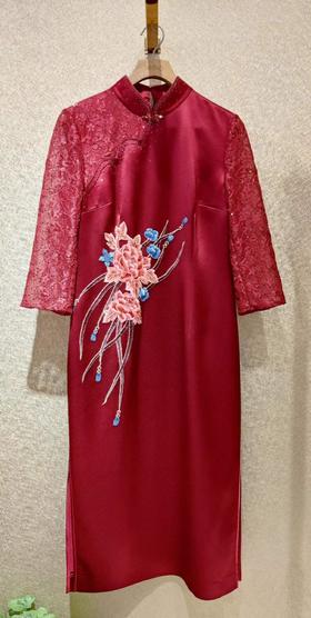 3楼 莱迪雅 醋酸、聚酯纤维礼服