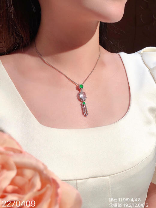 2270409，玻璃蛋面吊坠。具体价格微信咨询 商品图4