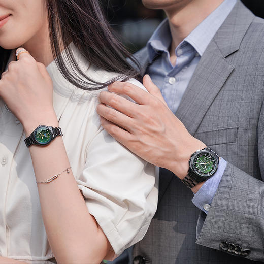 西铁城光动能电波商务休闲舒博钛材质空中之鹰系列男表AT8049-61W 商品图7