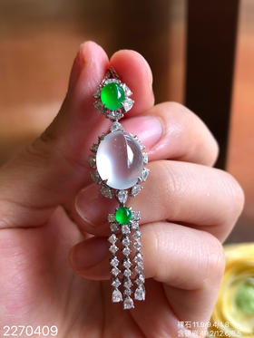 2270409，玻璃蛋面吊坠。具体价格微信咨询