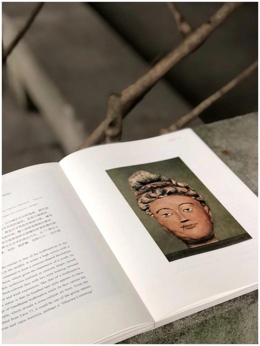 《丝绸之路艺术：龟兹造像》，平装，16开，张泽珣、黄君博著，浙江大学出版社2022年9月一版一印，定价198，售价158元。 商品图4