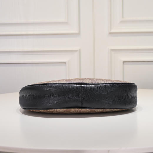 秋季特惠💰420 蔻驰Bailey Hobo腋下包c1322 包身很轻便 商品图4