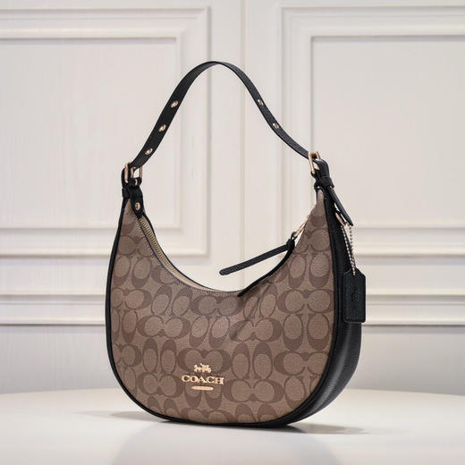 秋季特惠💰420 蔻驰Bailey Hobo腋下包c1322 包身很轻便 商品图1