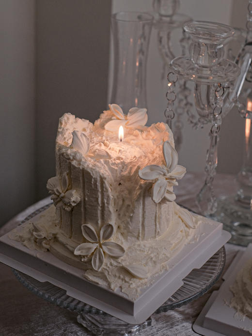 「烛台」原创自主设计款·奶油霜异型蛋糕 商品图0