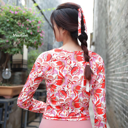 全网独家首发【联名款】MOULLAND&一直瑜  圆领长袖-荷映红 现货 商品图3