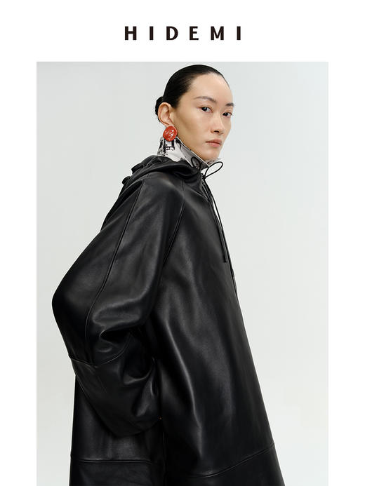 HIDEMI 极简连帽大廓形加厚新西兰小羊皮斗篷式大衣 商品图12