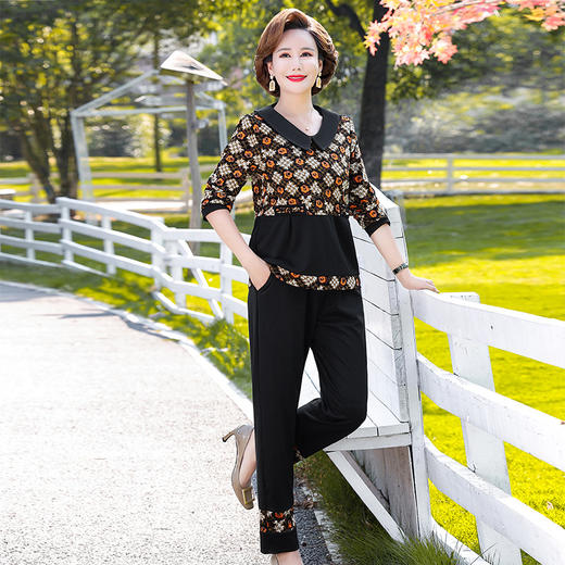 MCdd080-640 套装2022春秋新款中老年女翻领长袖上衣中年妇女印花两件套 商品图5