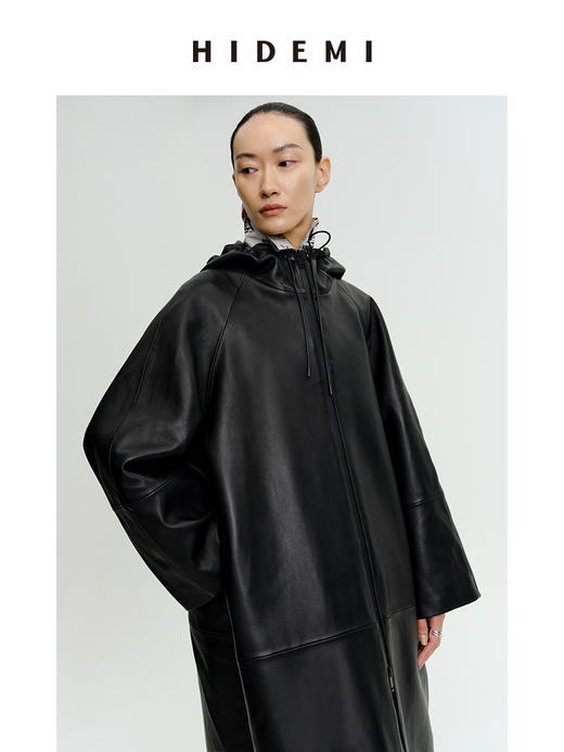 HIDEMI 极简连帽大廓形加厚新西兰小羊皮斗篷式大衣 商品图13