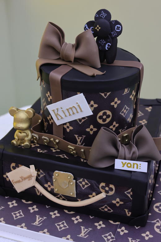 双层奢华LV-颜烘焙经典复刻（需提前一天预定） 商品图0