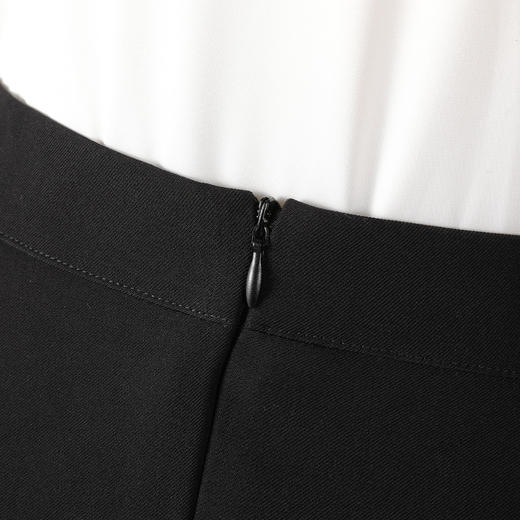 【新品上市】罗蒙春秋新款女士伞裙通勤百搭高腰亲肤透气半身裙半截裙 商品图4