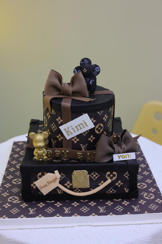 双层奢华LV-颜烘焙经典复刻（需提前一天预定） 商品图1