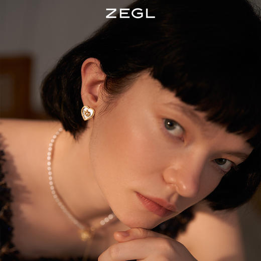 ZEGL设计师本命兔年系列法式兔爱心耳环女复古耳钉银针秋冬耳饰品 商品图3
