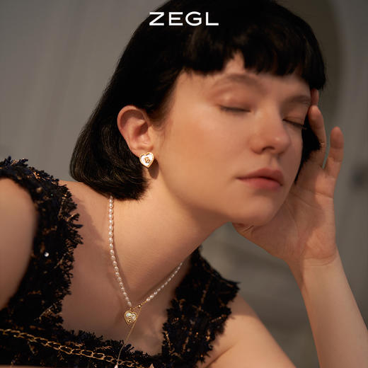 ZEGL设计师本命兔年系列法式兔爱心耳环女复古耳钉银针秋冬耳饰品 商品图1