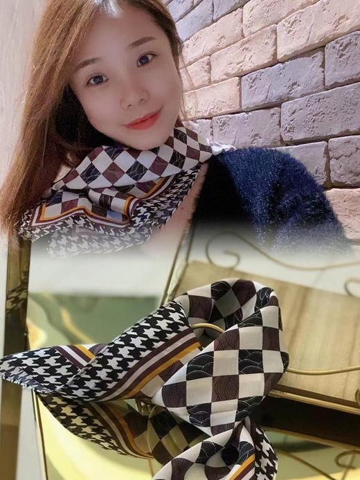 优品堂《缀点》100％桑蚕丝50x50方巾 商品图0