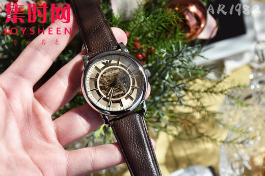 原单渠道 阿玛尼Armani Ar1982
表壳：316L精钢
机芯：原装进口全自动机械机芯 商品图1