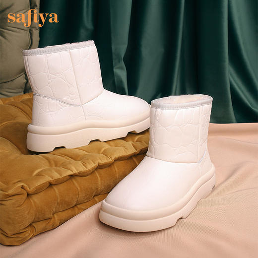 【春节不打烊】Safiya/索菲娅 新款加绒短筒靴2022冬季新款保暖羊毛加厚防滑雪地靴女 SF2411A057 商品图6