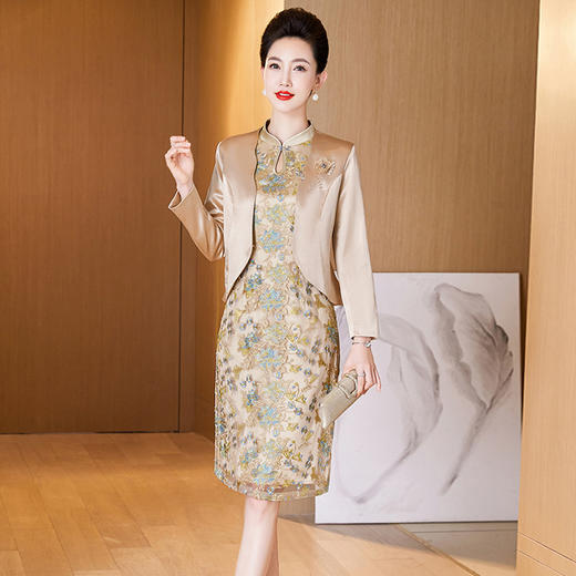 LC-2280香槟金套装丈母娘刺绣礼服春洋气年轻喜婆婆婚宴装秋冬两件套 商品图0