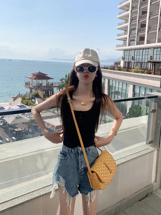 <曾小咸推荐>  运动吊带小背心女夏季新款设计感小众美背针织无袖上衣 商品图4