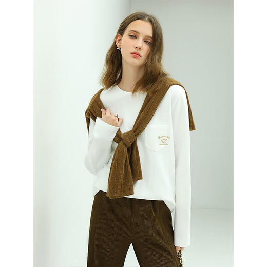 COCOBELLA字母刺绣口袋气质长袖T恤女舒适纯棉打底上衣TS96 商品图1