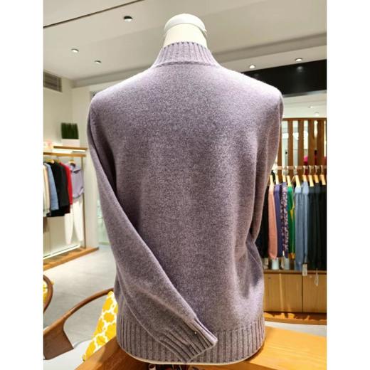 3楼珍贝服饰半高领组织提花女衫 商品图1