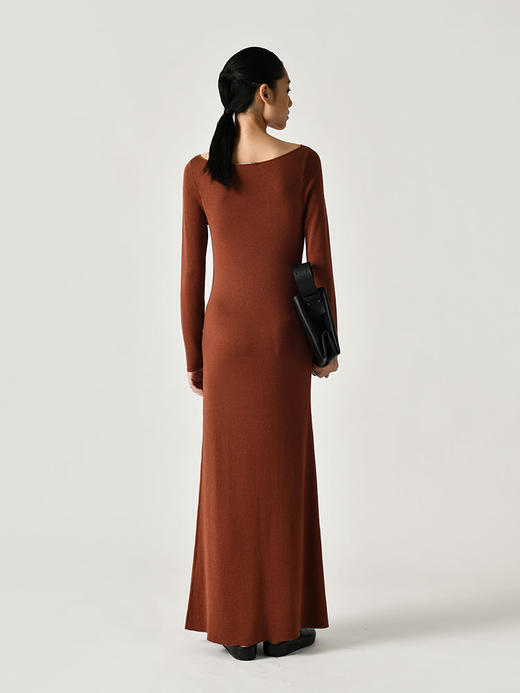 322工房垂坠打底裙2022年秋冬新款丝羊绒纯色一字肩显瘦连衣裙女 商品图2